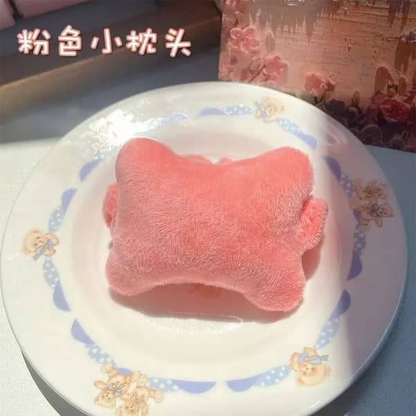 To artikler håndleddsstøttepute