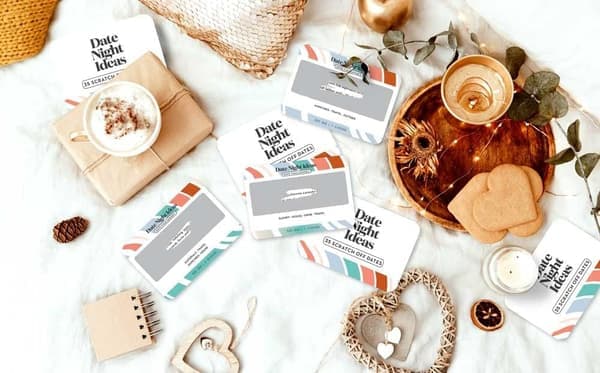Romantic Couple Gift - Fun & Adventurous Date Night Box - Scratch Card Game with Exciting Ideas for Couples