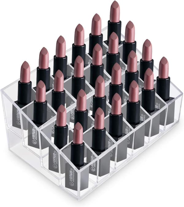Makeup organizerboks velegnet til opbevaring af læbestifter, makeupbørster og anden kosmetik.