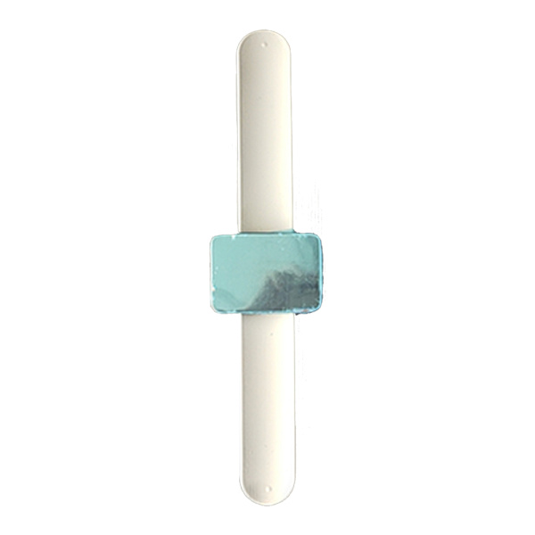 Magnetiskt silikonarmband för att hålla metallhårnålar och klämmor inom räckhåll