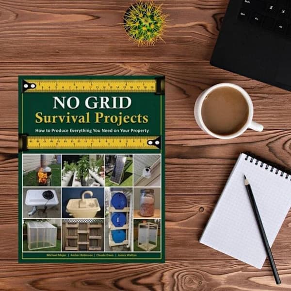 Off-Grid Overlevelsesbog: Sådan producerer du alt, hvad du har brug for på din ejendom A5-størrelse