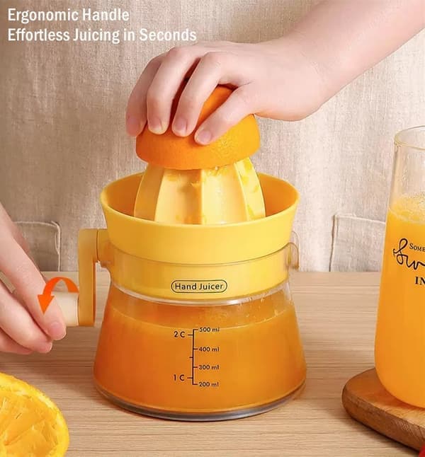 500 ml Manual Citrus Juicer with Rotating Crank, Maximum Extraction for Oranges, Lemons, Limes, and Grapefruits, Dishwasher Safe