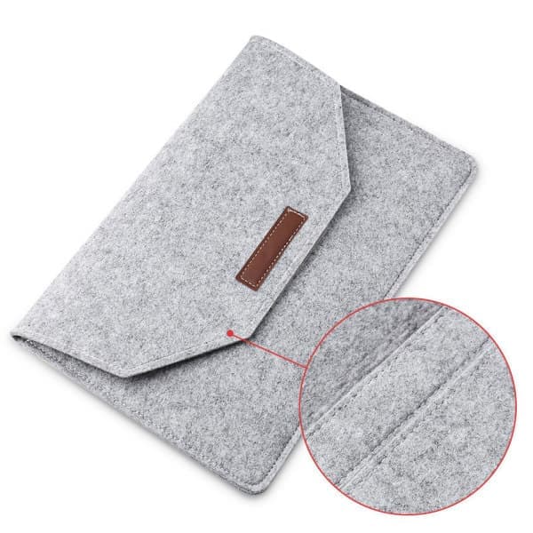 Laptop sleeve i filtmateriale 17 \"