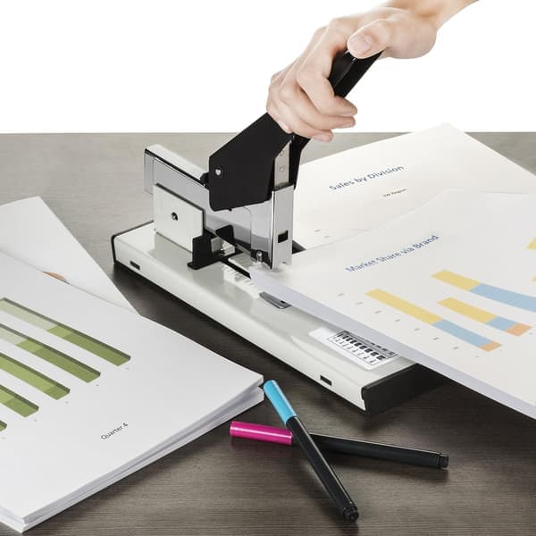 Blue Summit Supplies Heavy Duty Stapler, 200 Sheet Capacity, Includes 4 Boxes of Staples, Brown