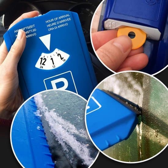 Snow Plow Parking Disc - Parking Disc with Snow Scraper and Ice Scraper - For Windshields and Car Windows for Motorists in Europe - 3 Items