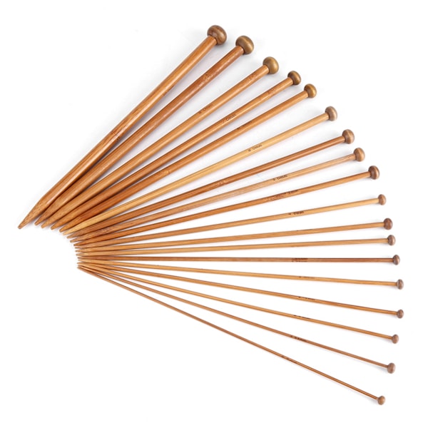 Stickset i bambu, spetsiga kolspetsade stickor i 18 storlekar (2 mm till 10 mm)