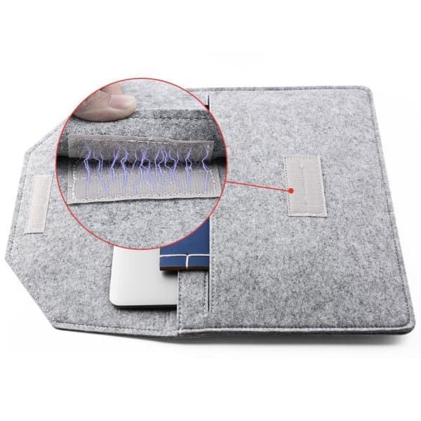 Laptop sleeve i filtmateriale 17 \"