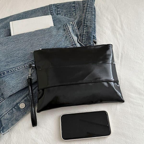 Elegant Handheld Envelope Bag Spacious Interior Metallic PU Leather Clutch Bag Silver