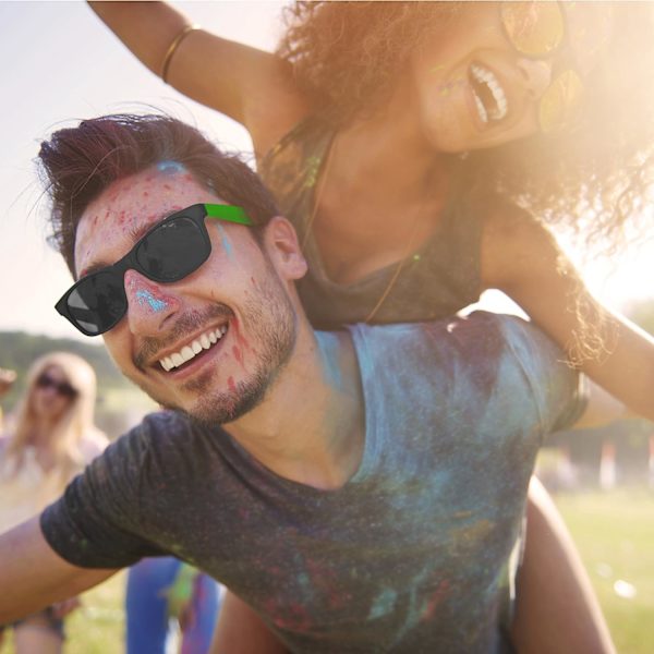 24-pack retrofest solglasögon i bulk för födelsedagsfest (4 färger)