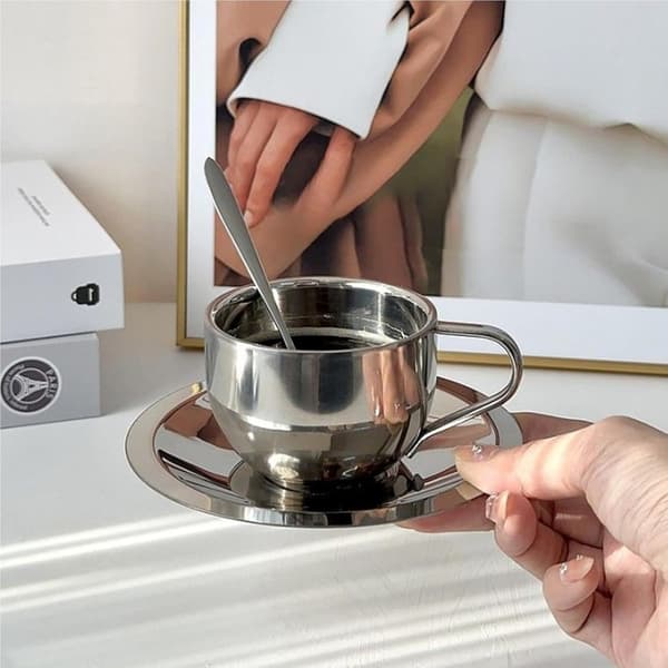 4-pak kaffekopsæt i rustfrit stål, 6 oz kaffekrus med ske og underkop, dobbeltvæggede espressokrus til kaffe, latte, te, mælk