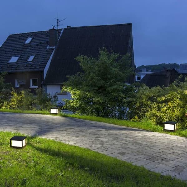 Nosheir Utendørs Pullertlampe - 15W LED - IP65 Vanntett - Varmhvit 3000K - Mål 15.5x15.5x15cm