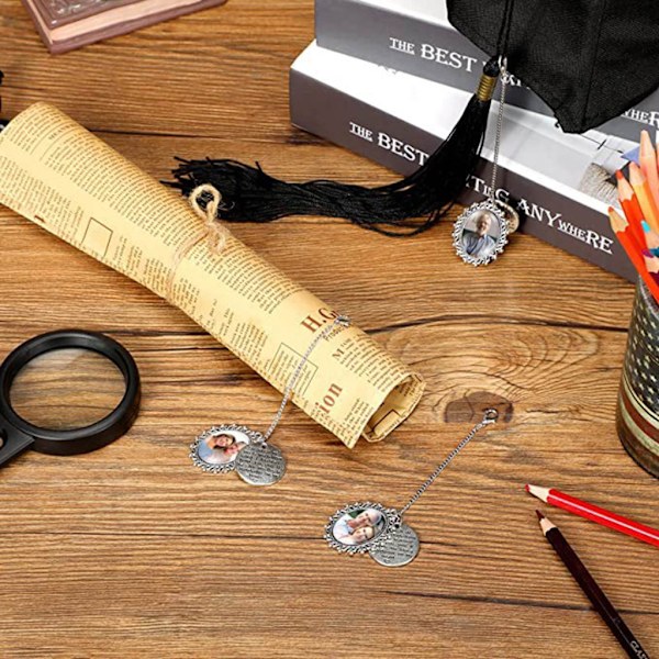 Graduation Cap Charm Tofs Personlig fotoberlock DIY Memorial Photo Chain Hänge för ceremoni Bilddekoration