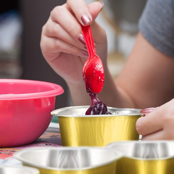 Aluminiumfolie kakform Hjärtformad Cupcake-kopp med lock 100 ml/ 3,4 uns Engångs minikakformar med lock för Alla hjärtans dag Mors dag