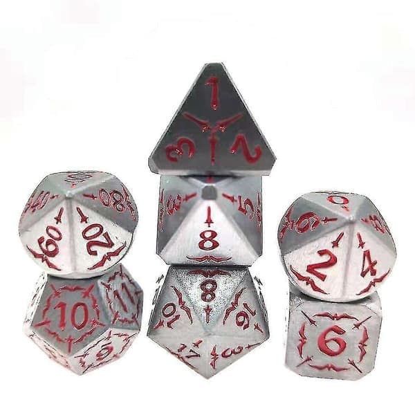 7 fasetterte terninger i legering per sett, egnet for D&D, RPG, MTG og Dungeons & Dragons bordspill.