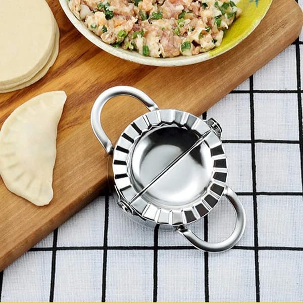 Liten dumplingform i rustfritt stål 7,5 cm – Dumplings og Pierogi
