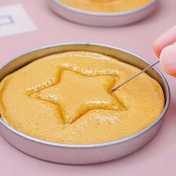 Bakeform, sett med 12 kakeformer i rustfritt stål i 4 former