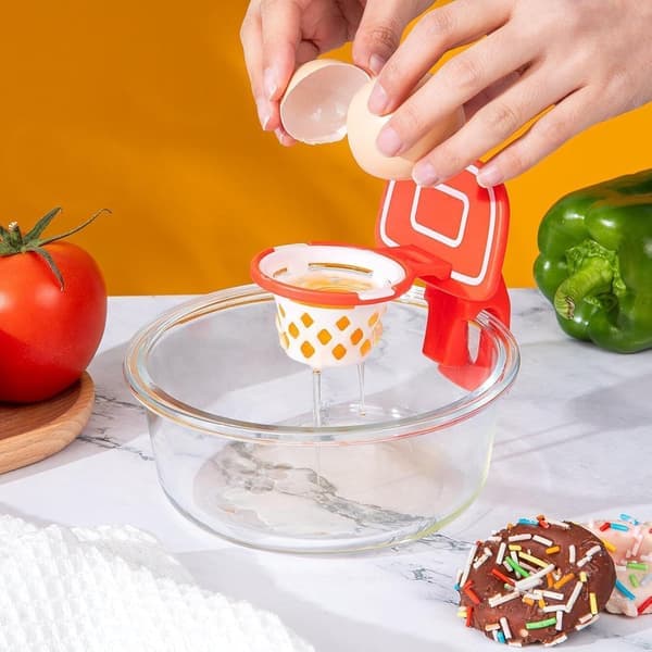 Egg Yolk Protein Separator Basket Rack Raw Egg Separator Plastic Kitchen Utensil Suitable for Kitchen Bakery Camping Baking (Orange Red)