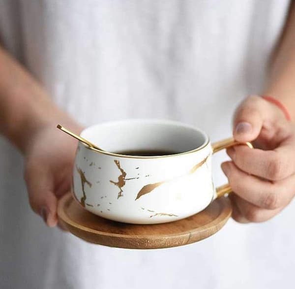 10 oz Deluxe Guld Håndaftryk Te- og Kaffekop med Bambus Underkop Sæt (Sæt med 2 Hvide)