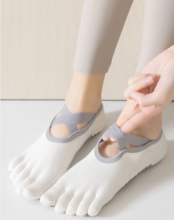 Yogastrumper med delt tå til kvinder, 5-pak (sort + hvid + grå + lilla + blå), one size, bløde og skridsikre.