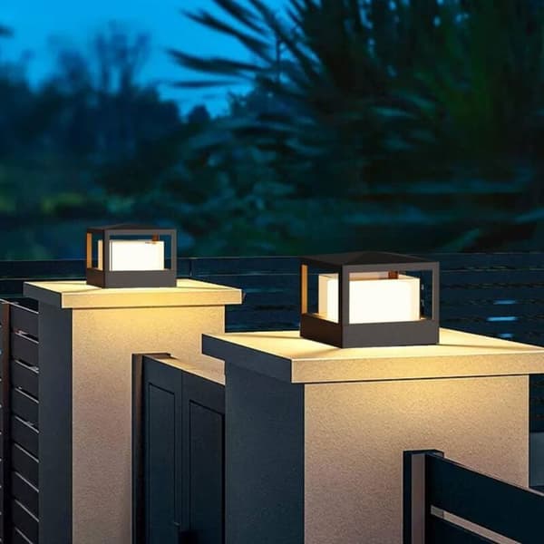 Nosheir Utendørs Pullertlampe - 15W LED - IP65 Vanntett - Varmhvit 3000K - Mål 15.5x15.5x15cm