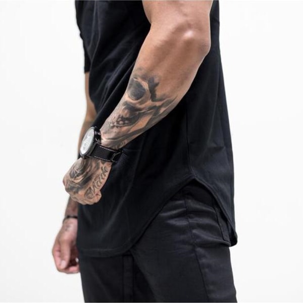 10 strykjärnsapplicerade broderade lappar i ett elegant vitt mönster för