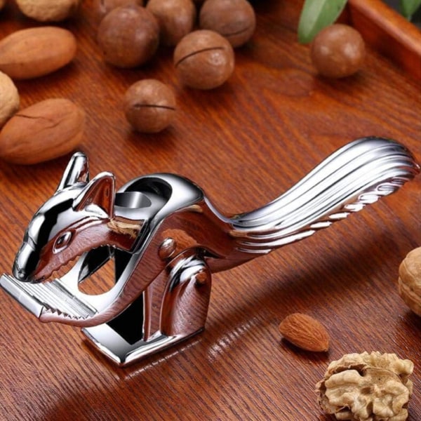 1 piece Nutcracker nut shell opener squirrel shaped hand tool