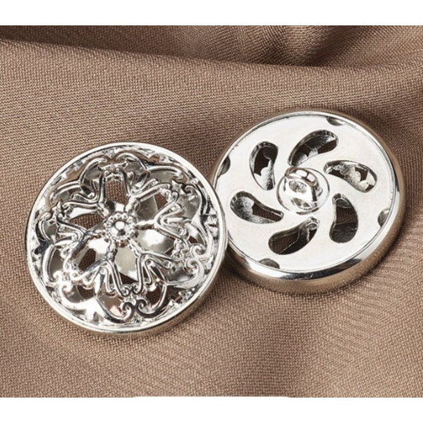 10st silver klädknapp - ihålig blomform metallskaft Ro