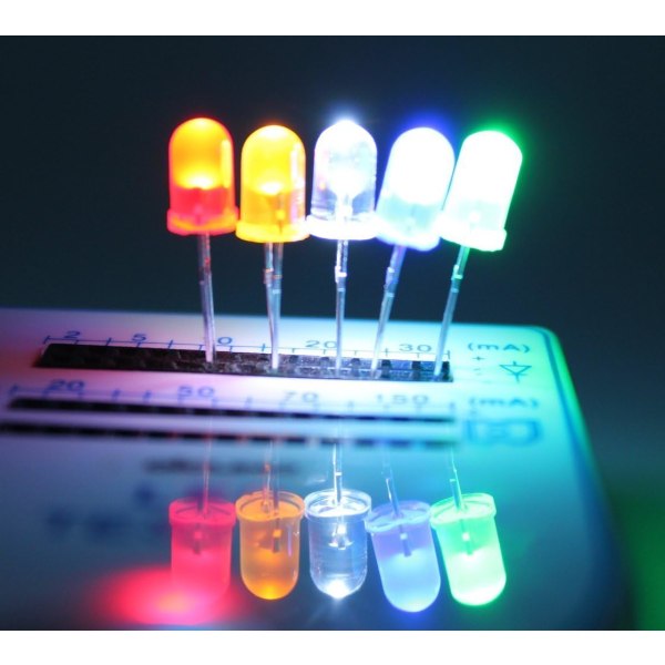 300 stk. (5 farver x 60 stk.) 5 mm LED lysdiode rund assorteret farve hvid/rød/gul/grøn/blå sætboks