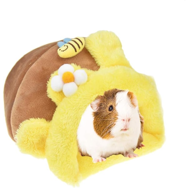 Nests of rabbits, guinea pigs, hamsters, gerbils, squirrels (L, gul bi)