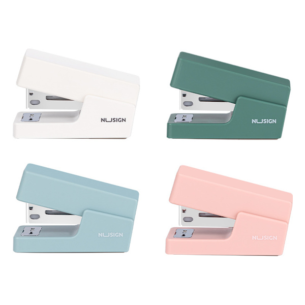 Mini stiftemaskin, 12 arks kapasitet, skrivebords stiftemaskin med 640 standard stifter og stiftfjerner (hvit)