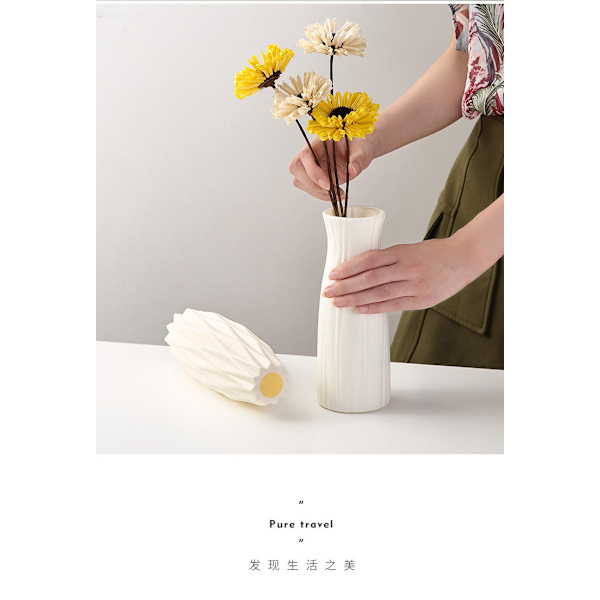 1 plastvase, dekorativt ornament til stuen - stil E E