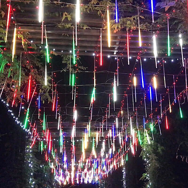 LED-värinen aurinkometeorisuihkuvalo, 30 cm pitkä * 8 kpl 192 lamppua