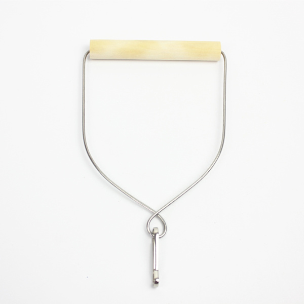Metall- og tresklie 14,5 cm x 8 cm - Leke for papegøyer