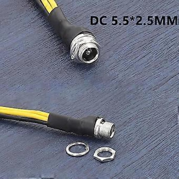 DC5.5x2.5 Uros SATA Naaras Virtakaapeli 12V5A - 5V Muuntimet DC5525 - Sata Liitin HDD:t Kaapeli One for three