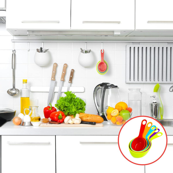 Set med 12 måttskedar, plastkök och bakmått
