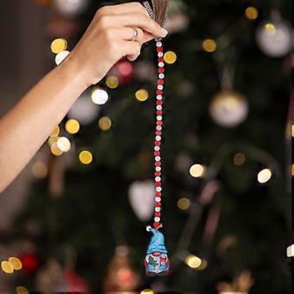 Jul Träpärlkrans med Tofsar Väggdekoration Träpärlkrans Hänge