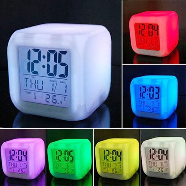 Digital Multifunktionel Vækkeur-4 med Glødende LED-lys