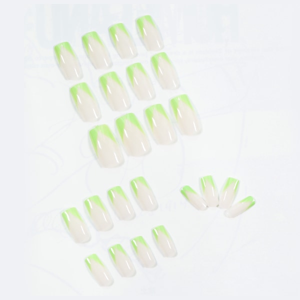 24 gröna kantade nakna färgade diagonala franska stil nagelplåster, det