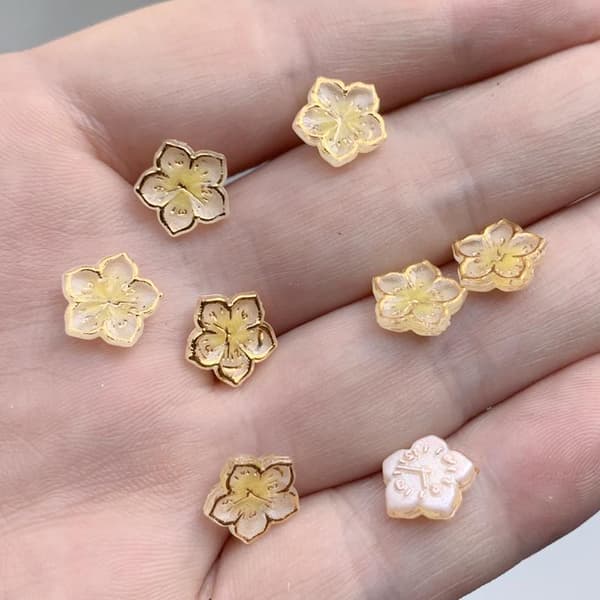 100 stykker gule is-transparente guldkantede timeglas blomster neglekunst tilbehør