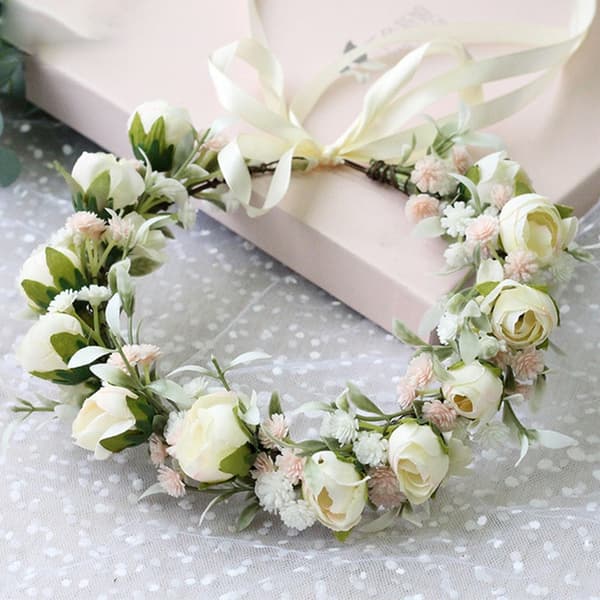 Bryllupsblomsterkrans med roser, blomsterhårbånd - hvit White