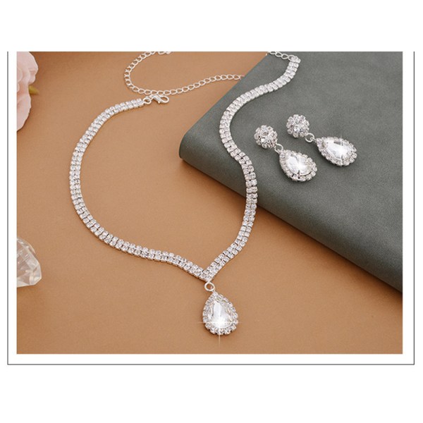 Water Drop Rhinestone Long Pendant Full Crystal Silver Plated Nec