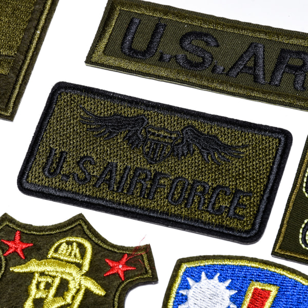 30 st Soldatmärken Barn Broderade Patch Sy På/Stryk På Patch