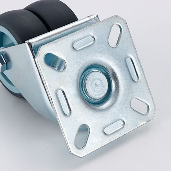 4 kpl pyöriviä huonekalupyöriä ?50mm kiinnityslevyllä ja