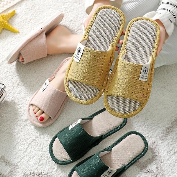 Slippers med åpen tå og memory foam, myke innesko for komfort.