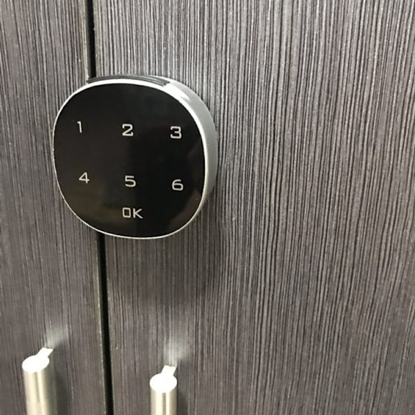 Digitaalinen yhdistelmälukitus kosketusnäytöllä, lukko sähköinen