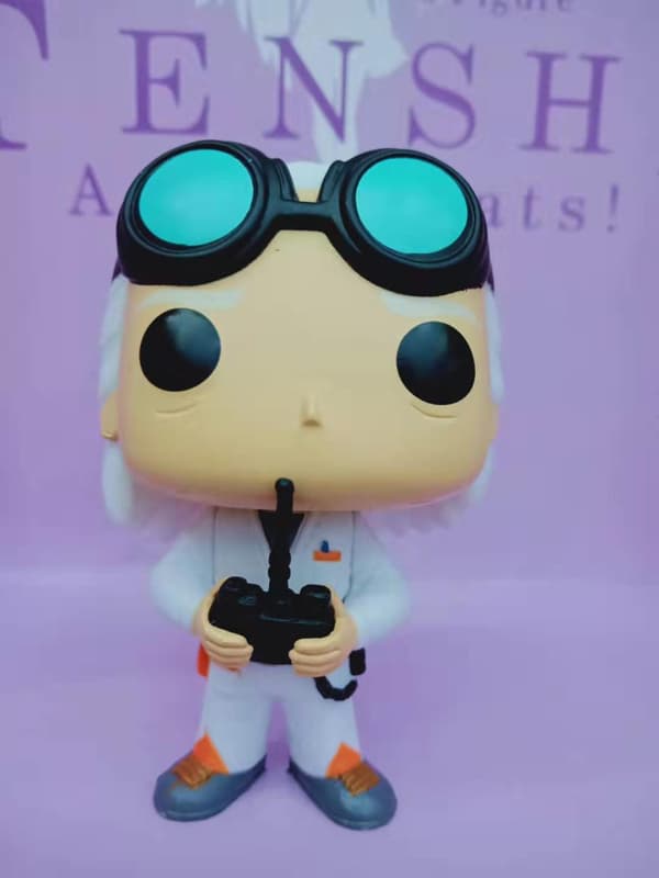 Tilbage til Fremtiden Doc Vinylfigur Dr. Emmett Brown ryster sin h