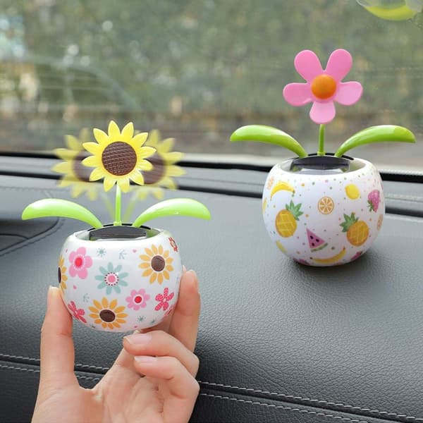 Solcelledansende Blomst, 2 stk. Solcelledrevne Bilpynt, Svingende