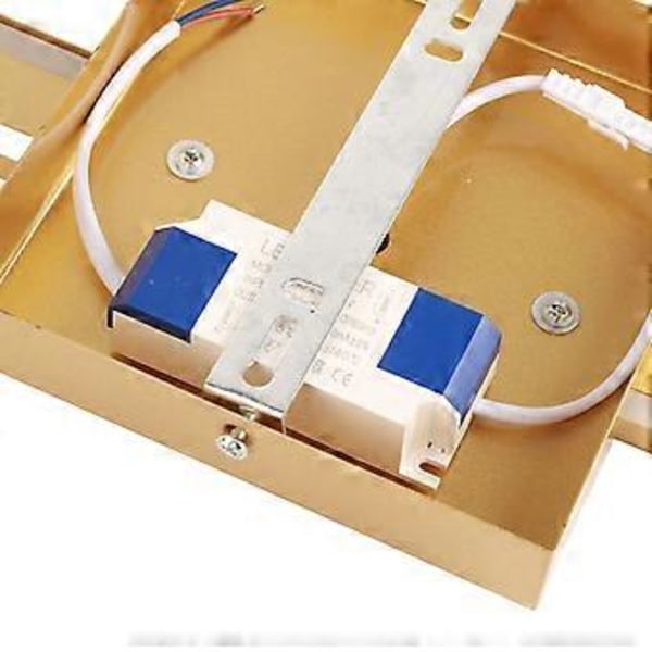 Lineær Vegglampe Gullfarget Moderne Enkel Lang Stripe Vegglampe for Soverom Stue 85265V