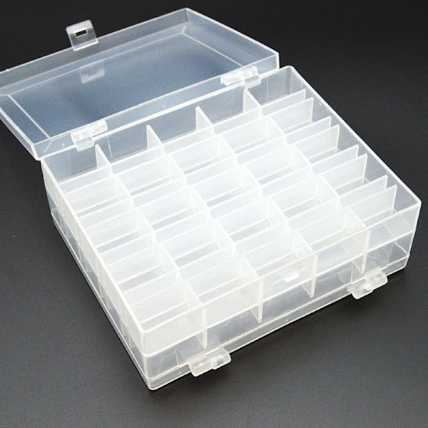 50 box plastspolspindel, symaskinspole med förvaringslåda -