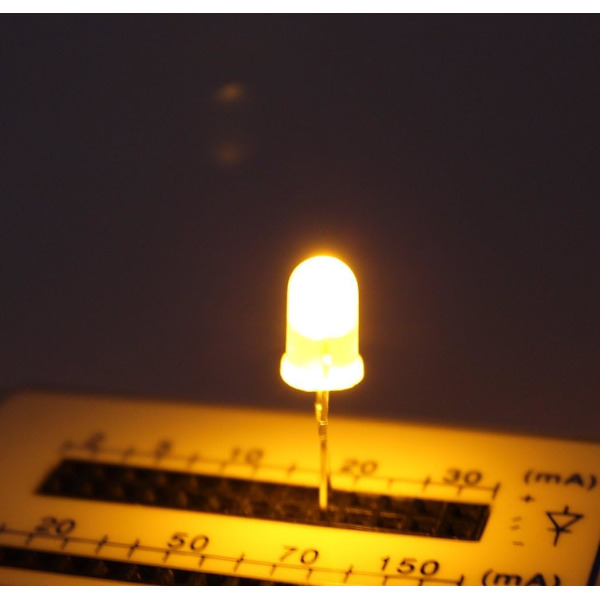 300 stk (5 farger x 60 stk) 5 mm LED lysdiode rund assortert farge hvit/rød/gul/grønn/blå settboks